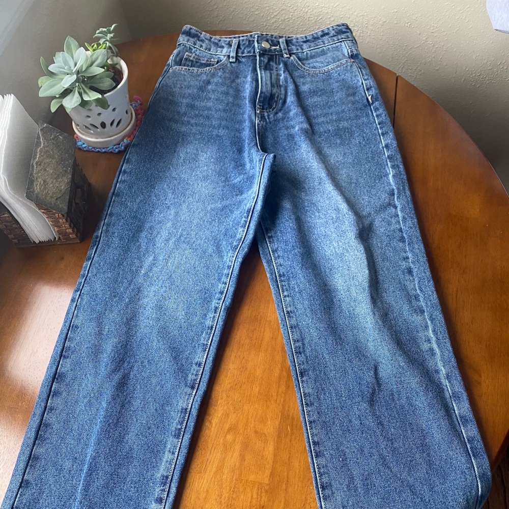 Super cute mom jeans from shein!!